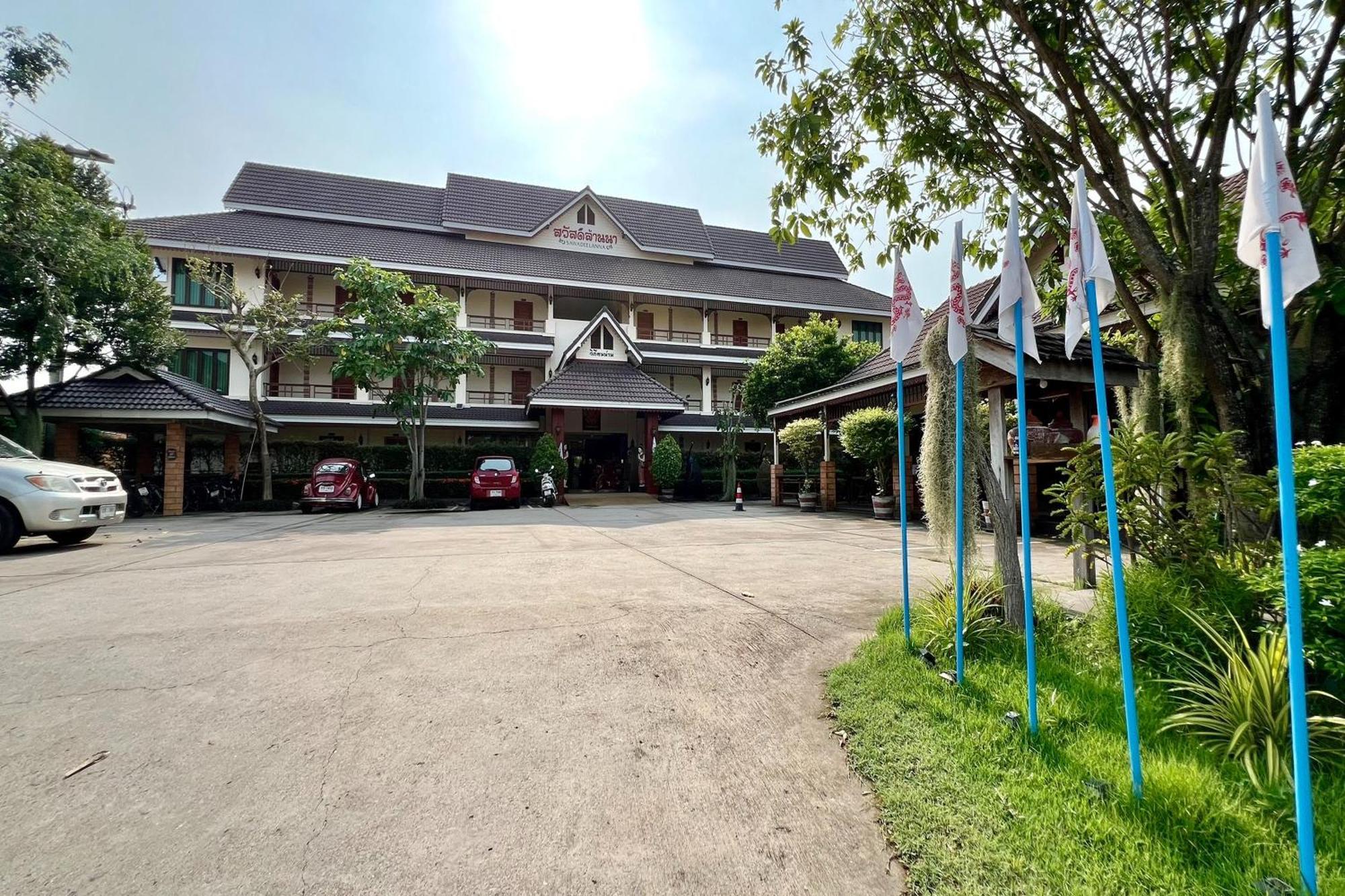 Sawadeelanna Hotel Нан Екстер'єр фото